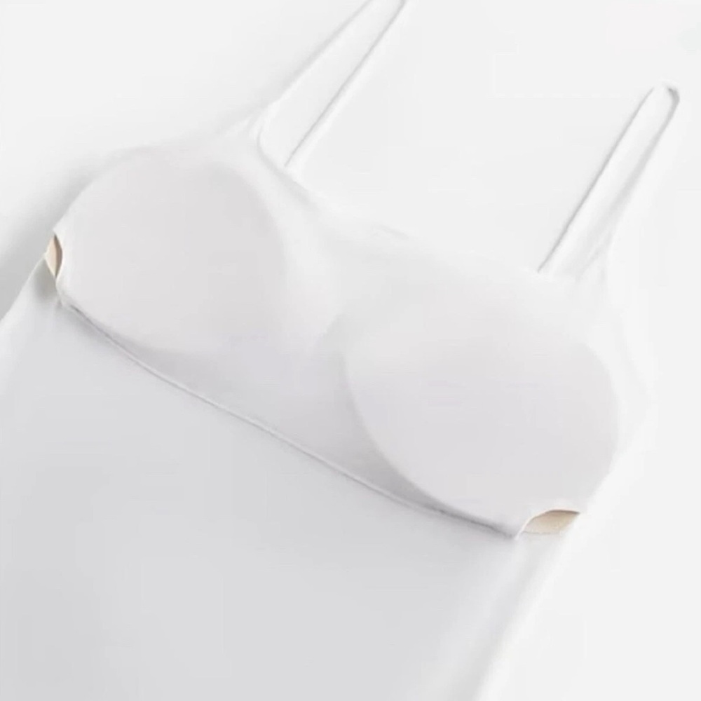 Express Body Contour White Dress - Picture 3 of 8